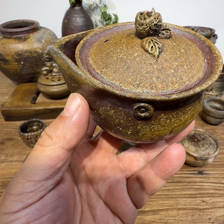 奥本丸味备前烧宝瓶