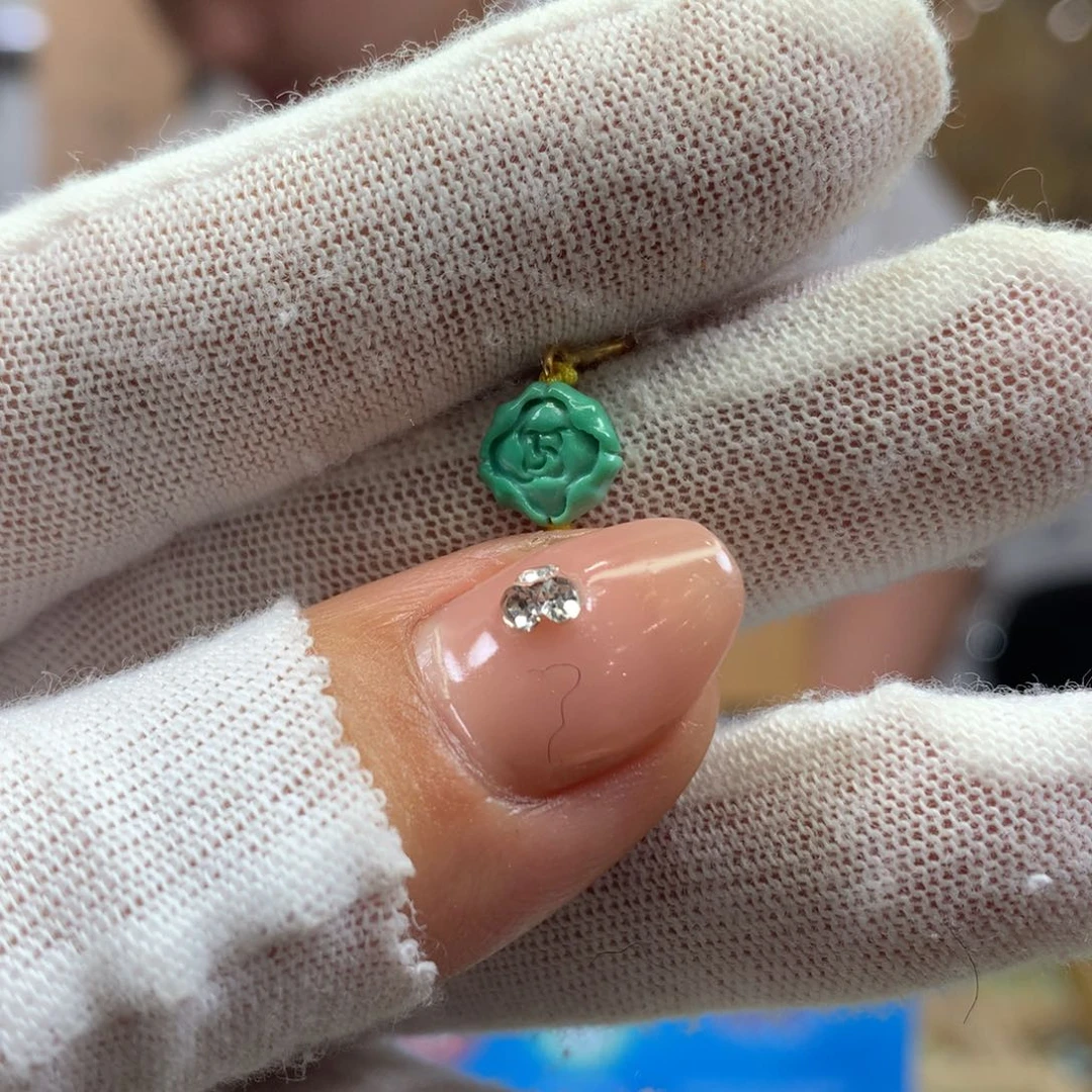 绿松石未镶嵌挂件