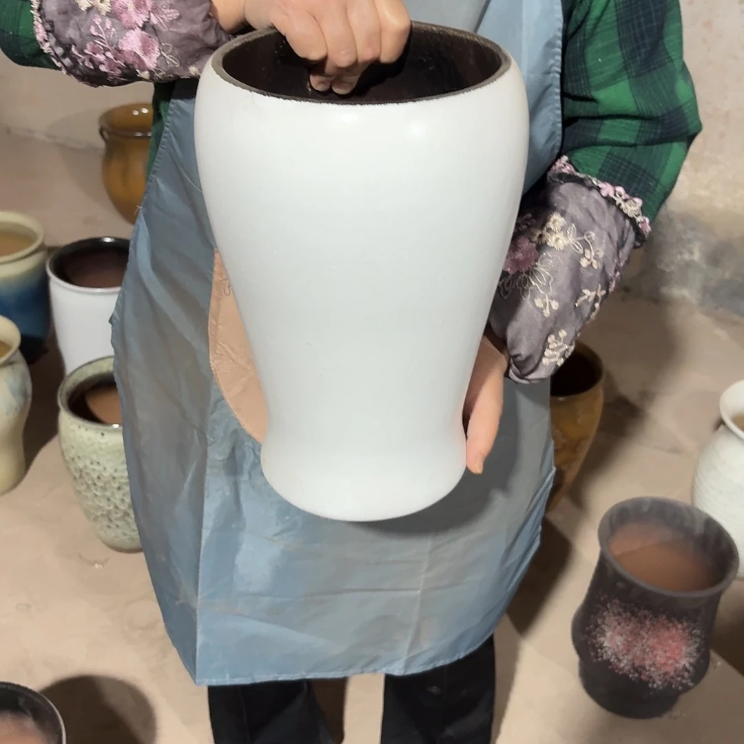 紫砂花盆口18高31一个