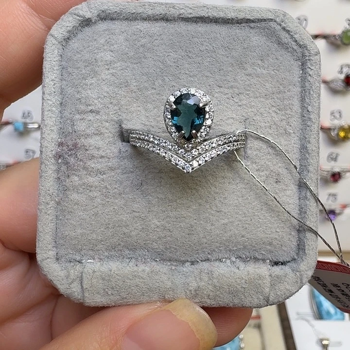 戒指银S925镶嵌水晶