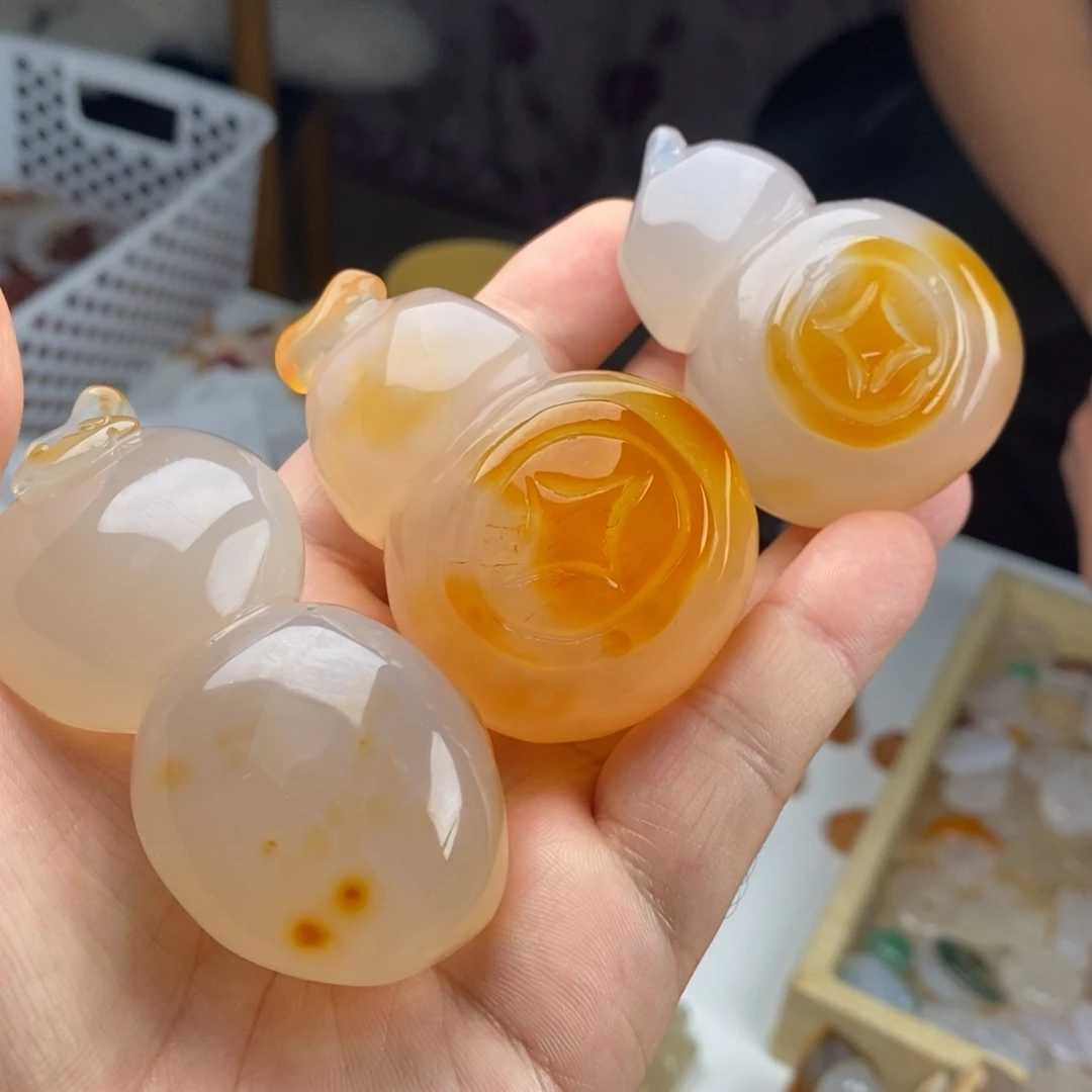 玛瑙/玉髓未镶嵌颈饰多样性发其一