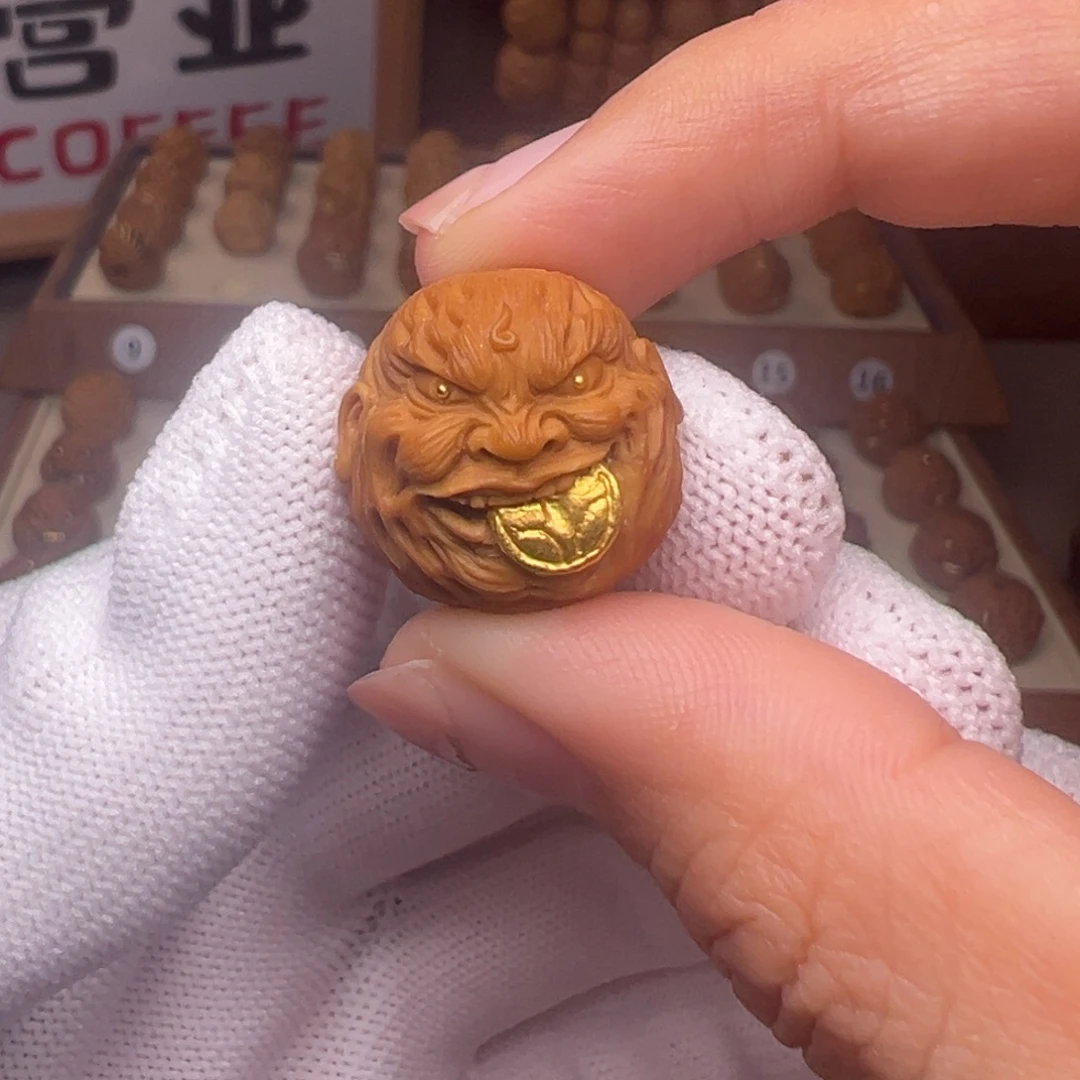 把件猴头核桃精修镶嵌金见钱眼开全品有正常封口线