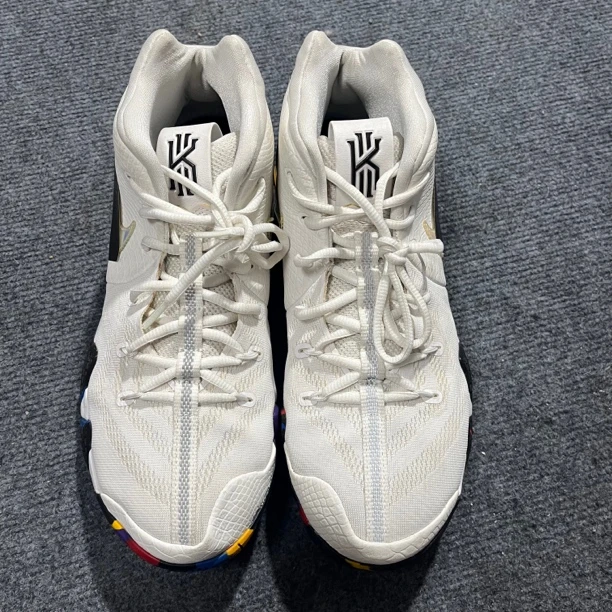 欧文4 44.5码 正品篮球鞋