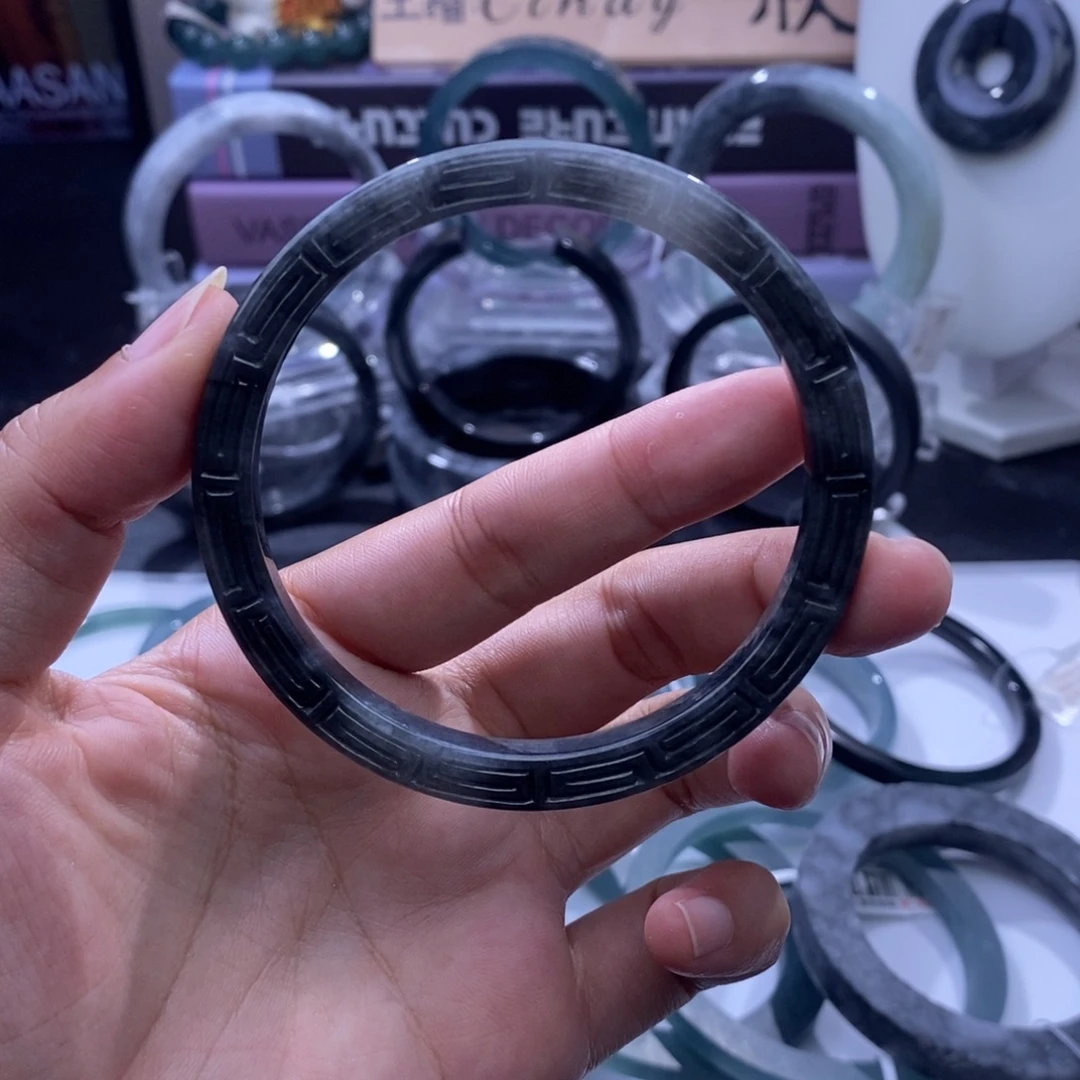 定制翡翠未镶嵌手镯水墨回纹乌鸡窄方59