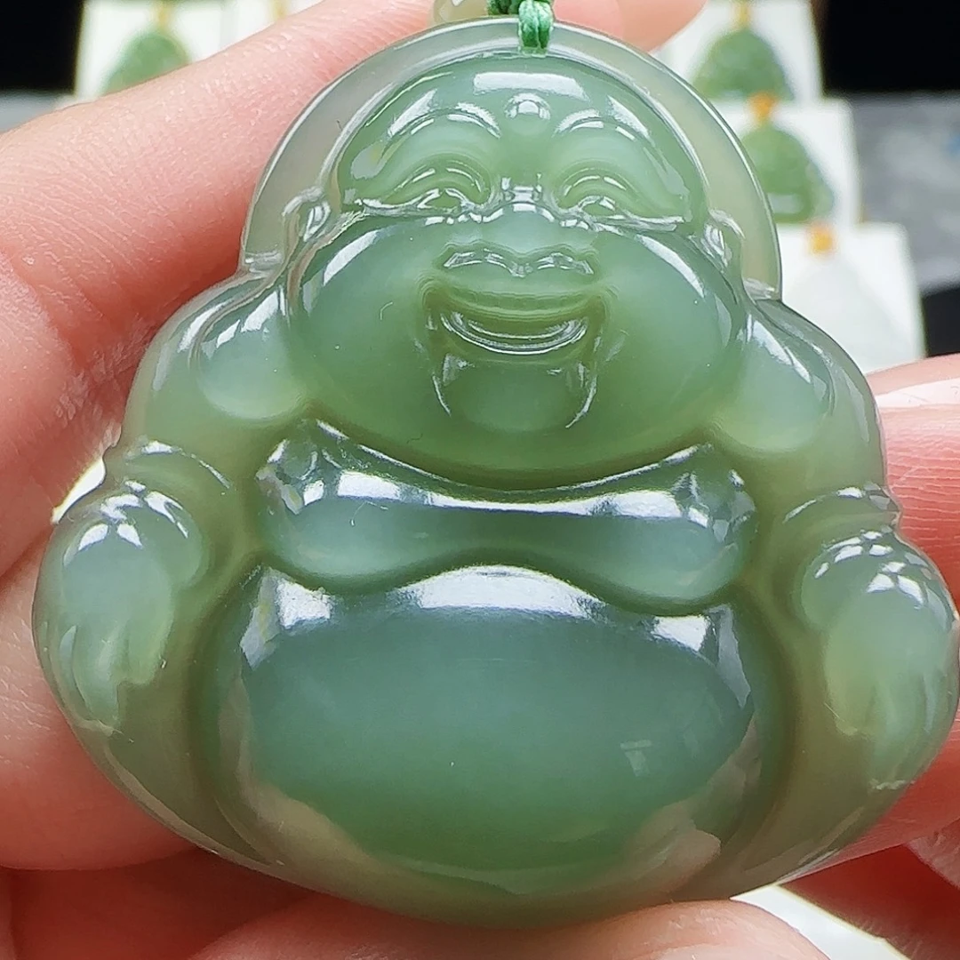 和田玉未镶嵌吊坠(赠链)