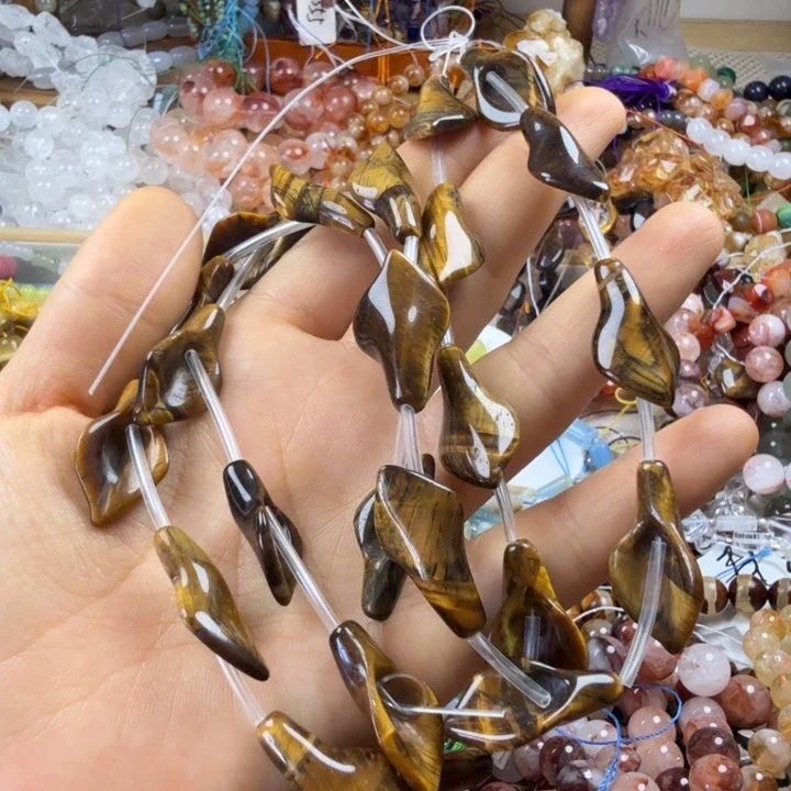 查罗石合金散珠虎花一条
