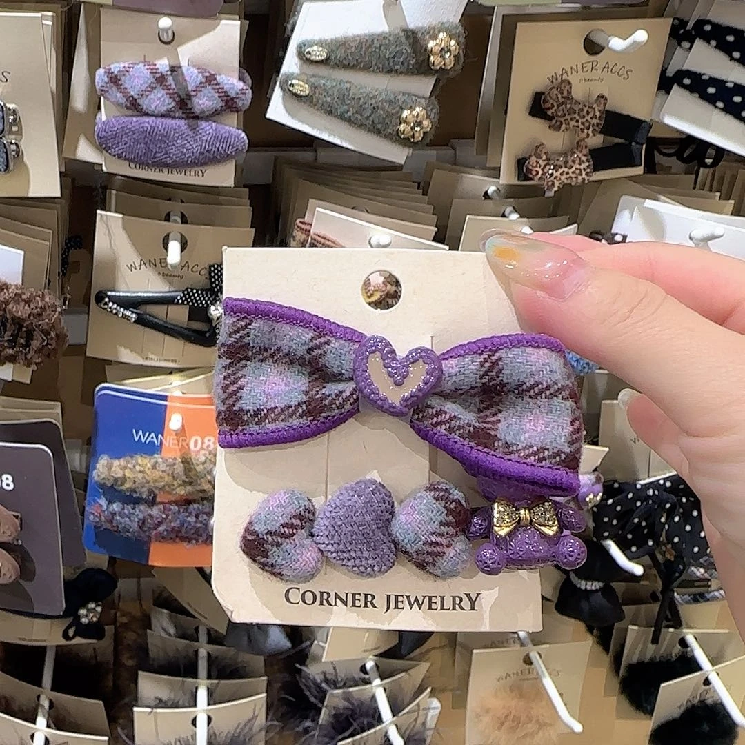 皮质非金属小熊压夹