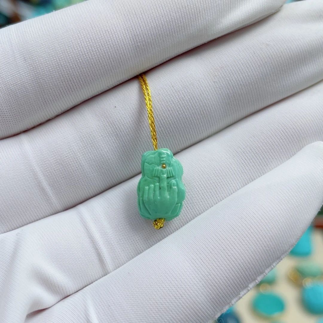 绿松石未镶嵌珠宝奇石