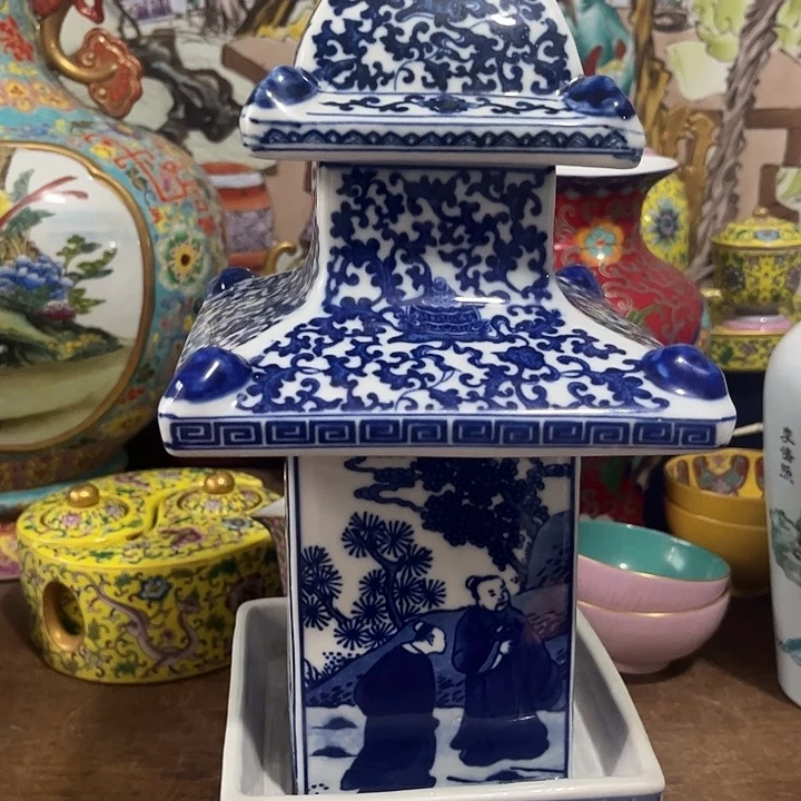 摆件青花人物瓷器精品