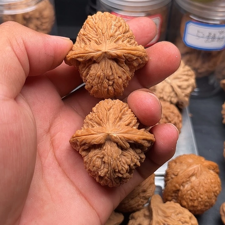 笑***温文玩核桃把件南疆42