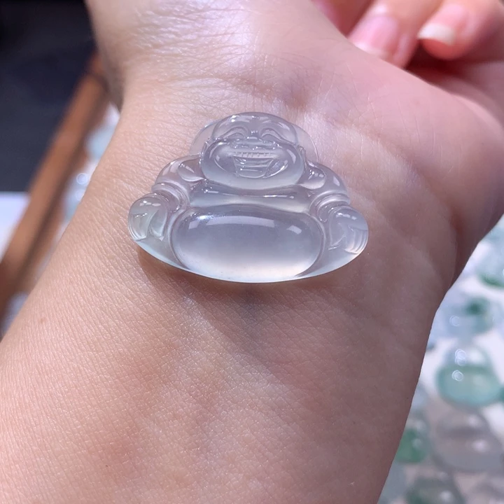 颈饰未镶嵌翡翠冰种佛公
