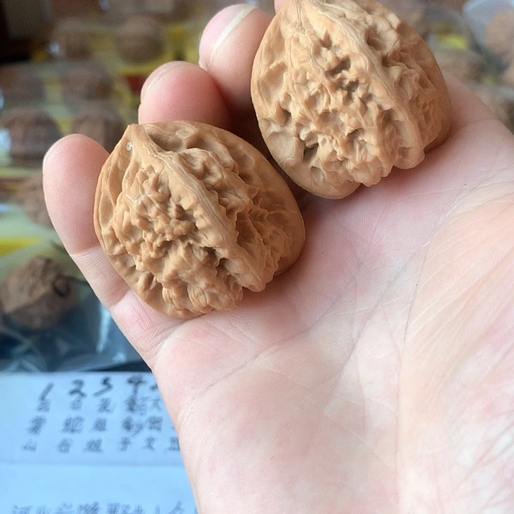 文玩核桃吊坠39马蹄