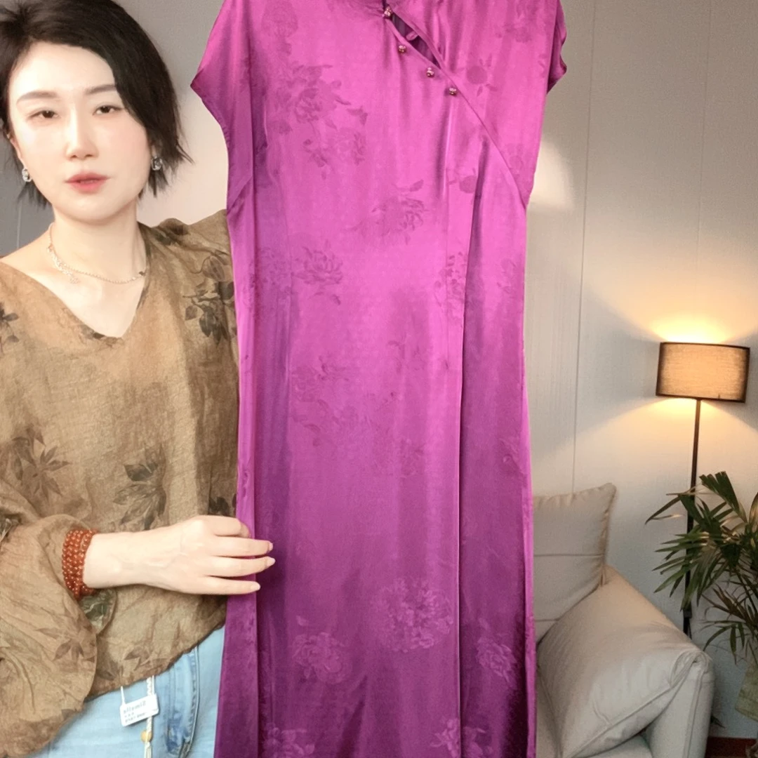 多***彩Xx旗袍裙去拍去拍