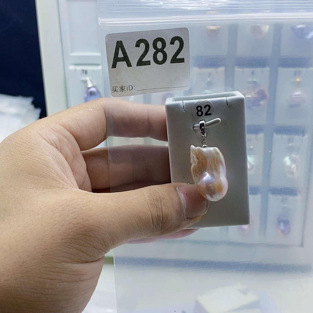 颈饰合金淡水珍珠