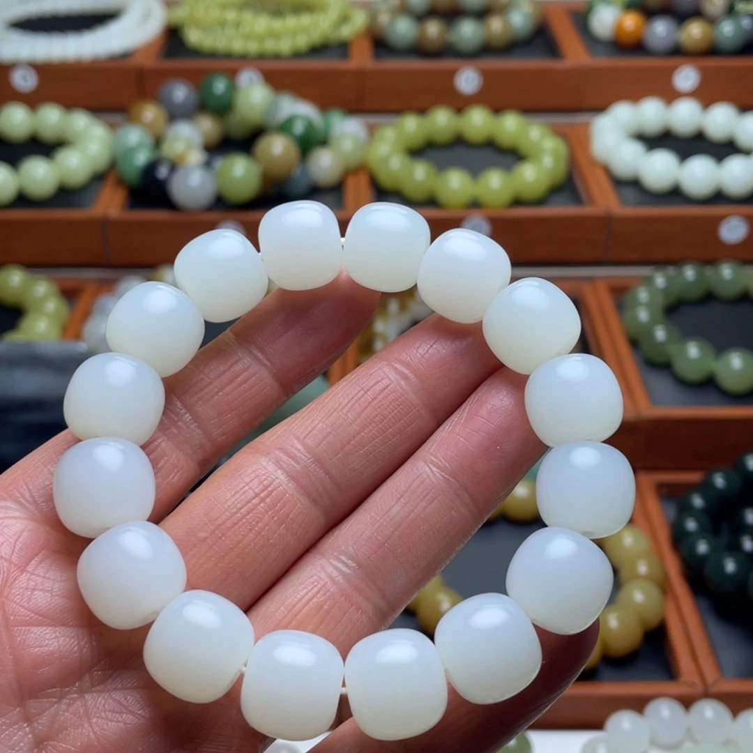 和田玉未镶嵌手串