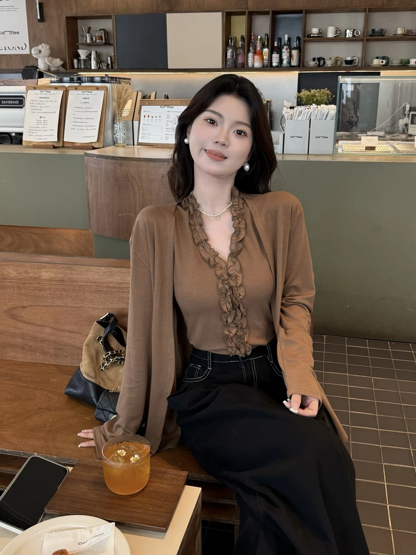 【巴黎之夜】韩系气质V领木耳边无袖背心上衣+慵懒长袖开衫休闲套装