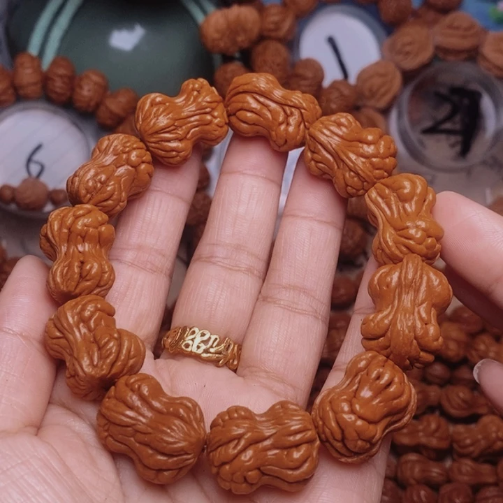 文玩核桃手串龙纹桃核