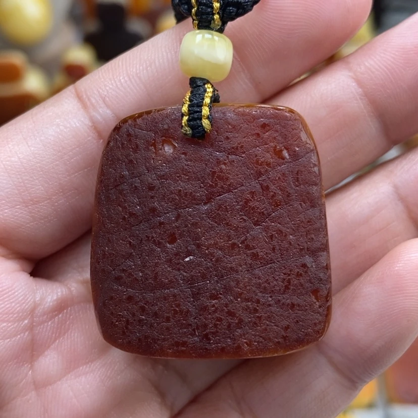 【闪购商品】琥珀颈饰未镶嵌