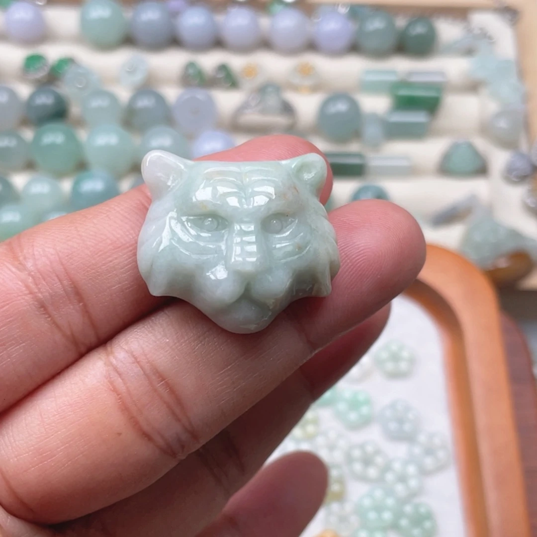 散珠翡翠67789967789