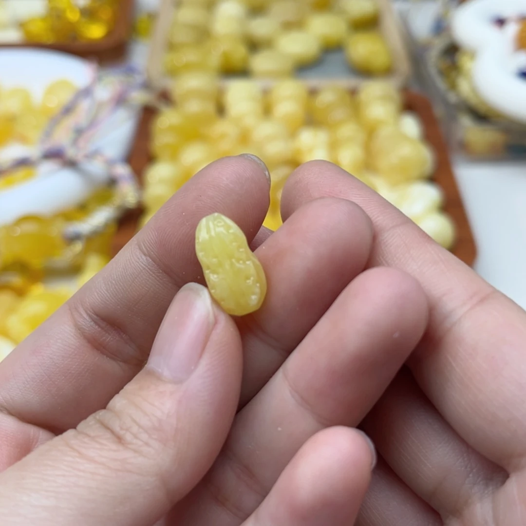 【闪购商品】未镶嵌蜜蜡裸石配饰