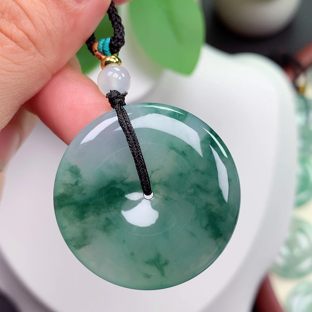 翡翠未镶嵌颈饰平安扣33.3x5.7mm