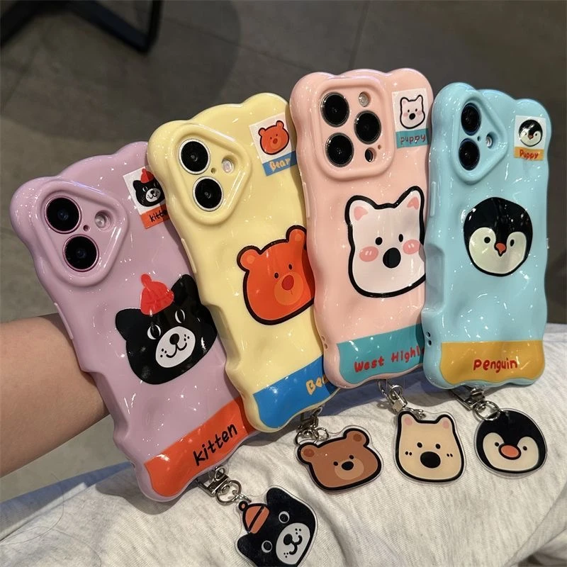 七壳子小熊标签适用苹果15Pro手机壳13硅胶XSMax/xr/12女16/14p套