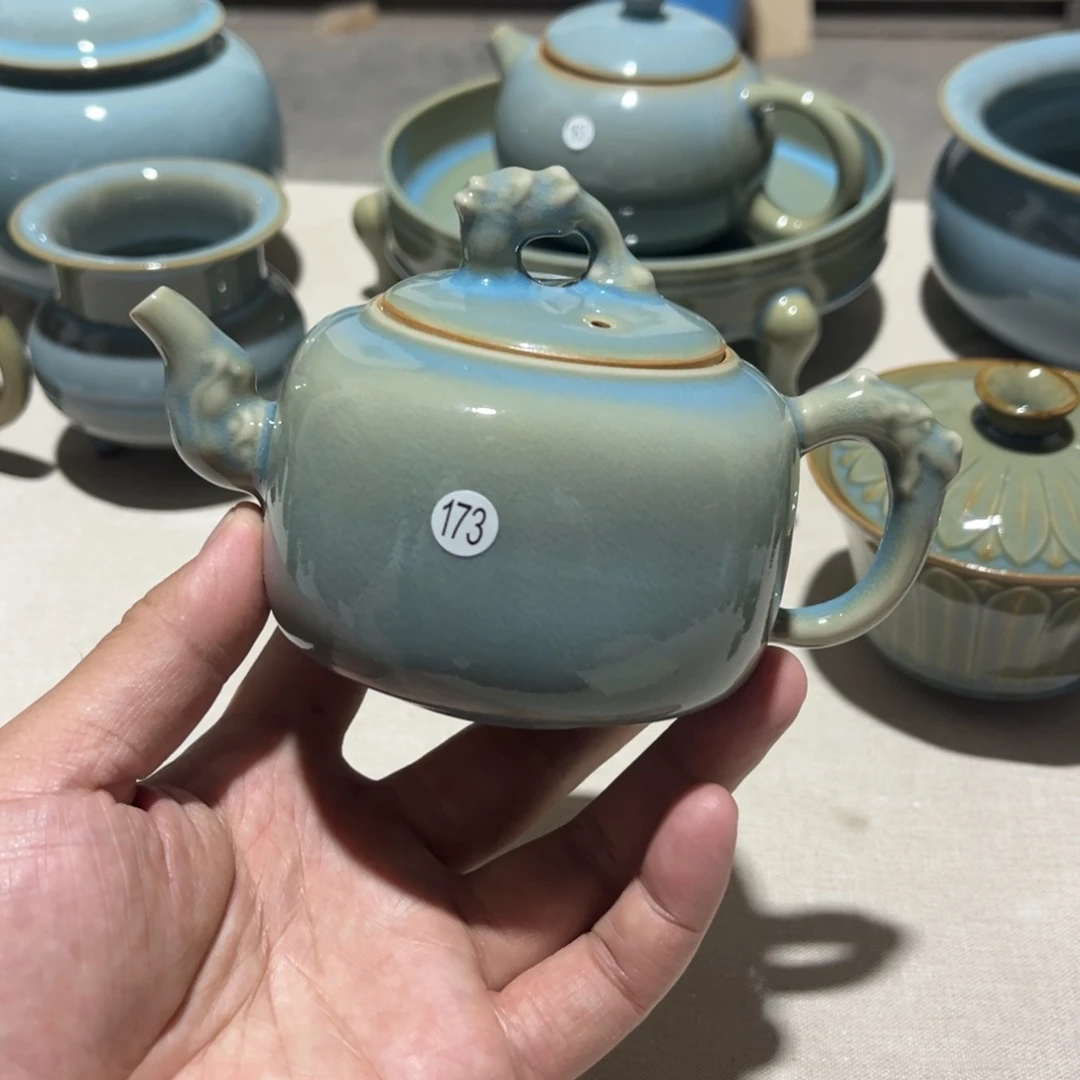 【闪购商品】汝瓷天蓝龙吸水不开片