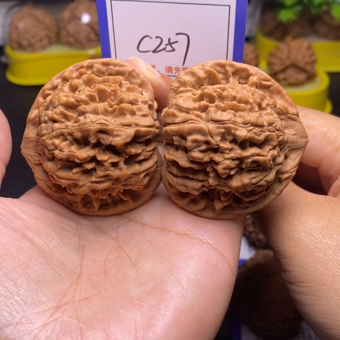 桃核把件51全品♥️官帽c257