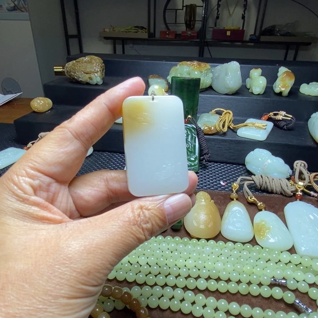 笑***着和田玉未镶嵌吊坠(不含链)