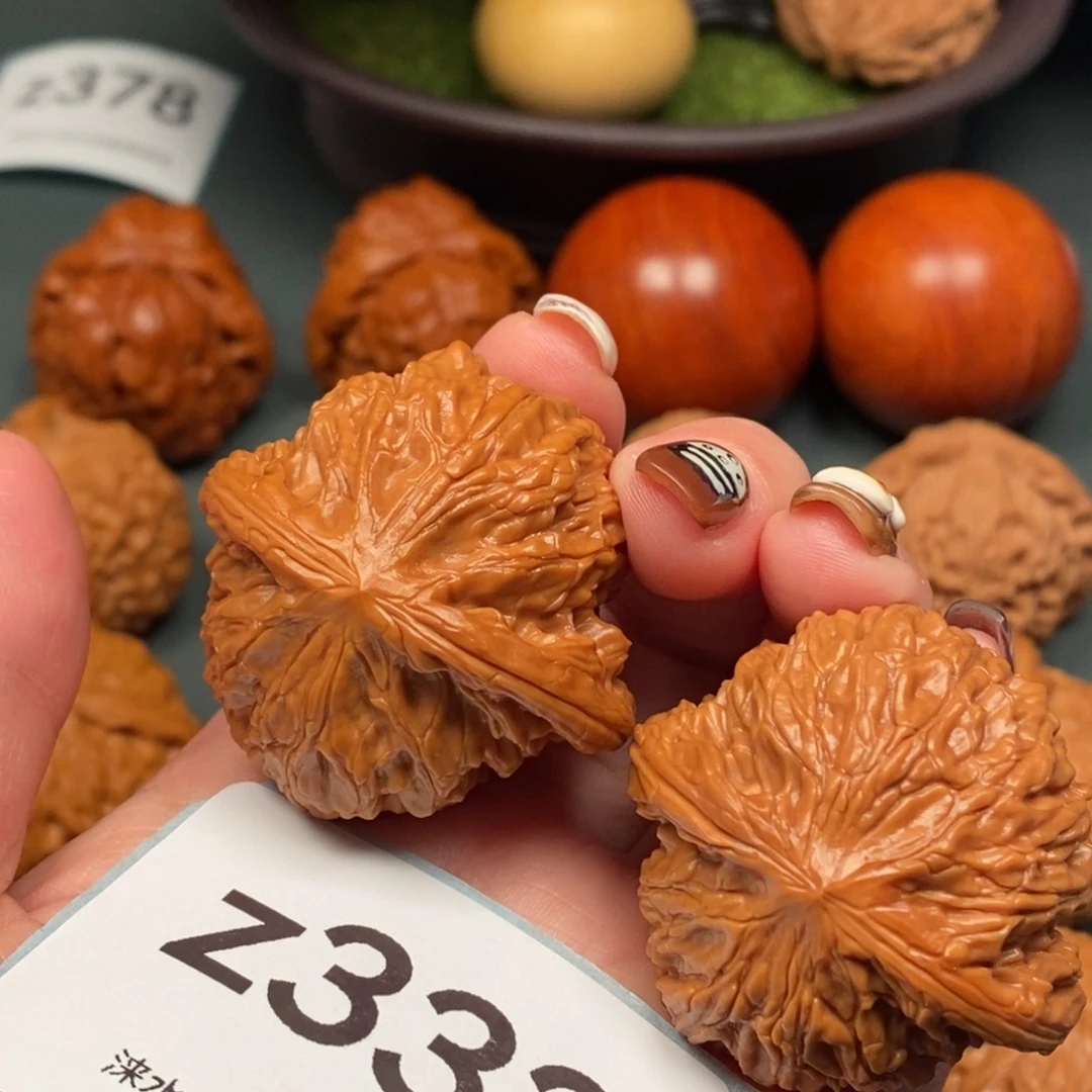 京***帅文玩核桃把件138      332