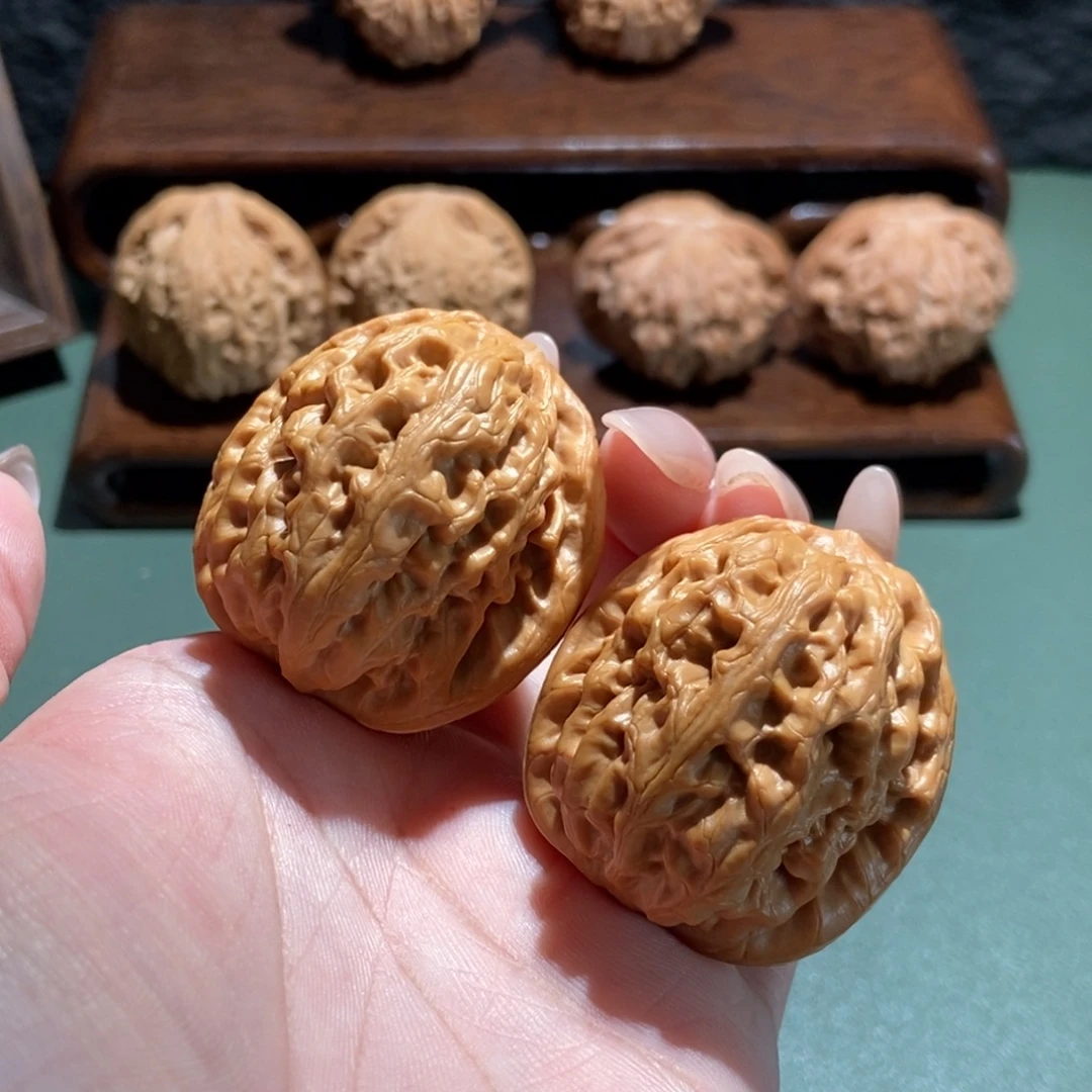 吊坠文玩核桃红锦鲤