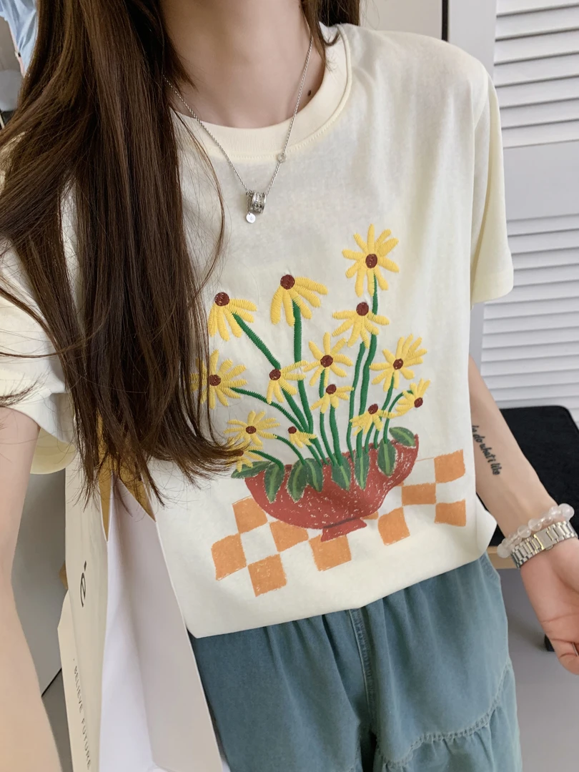0187【夏季新款】胸前刺绣盆栽花朵韩系百搭圆领T恤（1205）