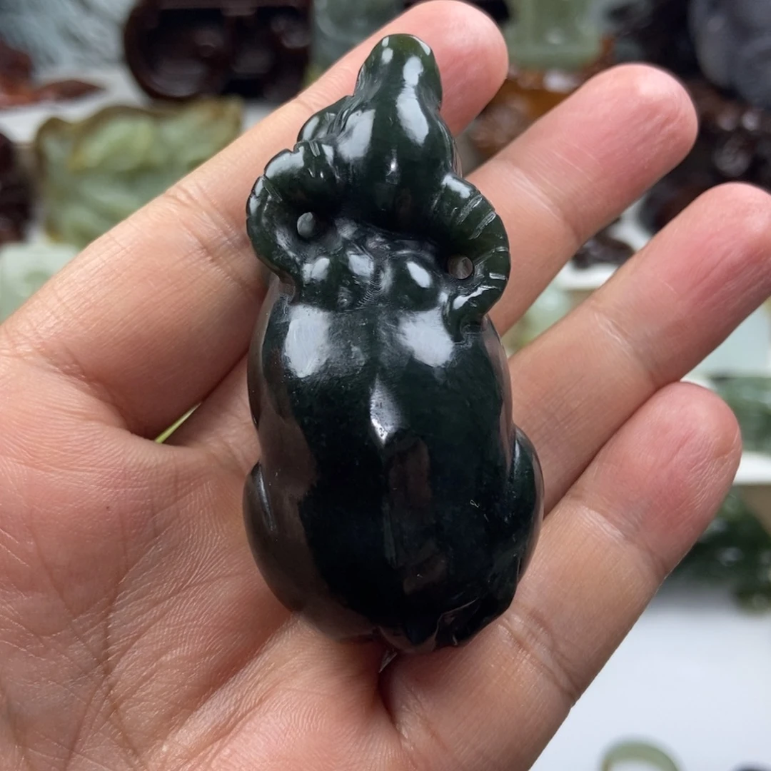【闪购商品】颈饰未镶嵌和田玉