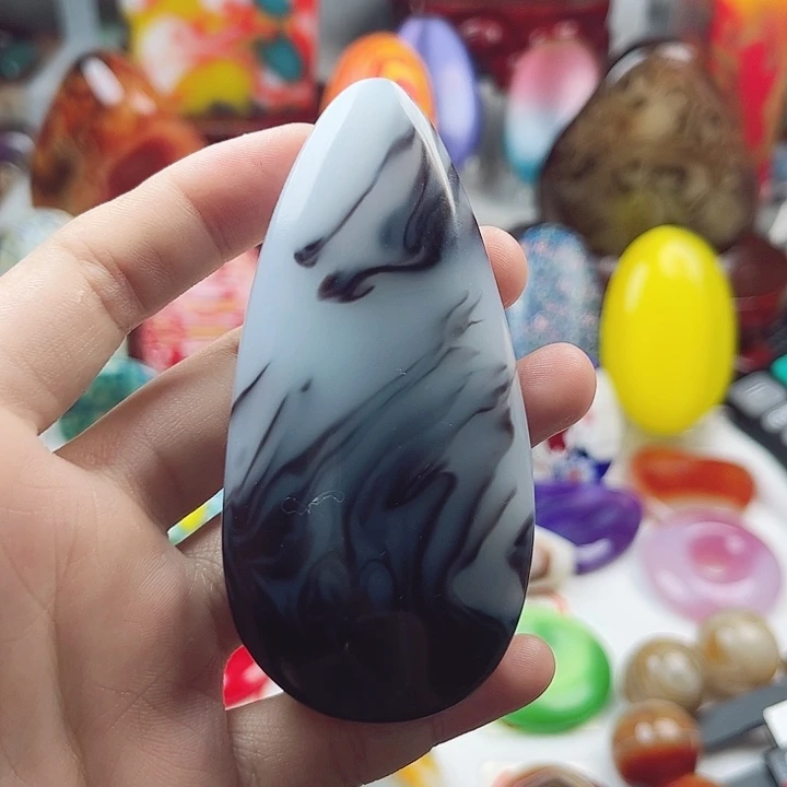 玛瑙/玉髓耳钉合金