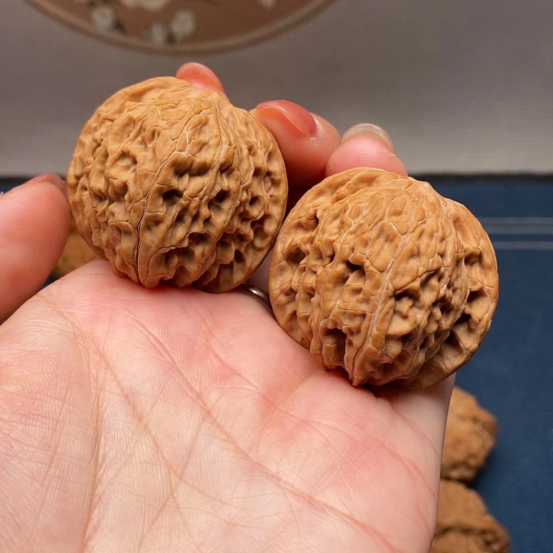 核桃把件8山地磨盘全品39