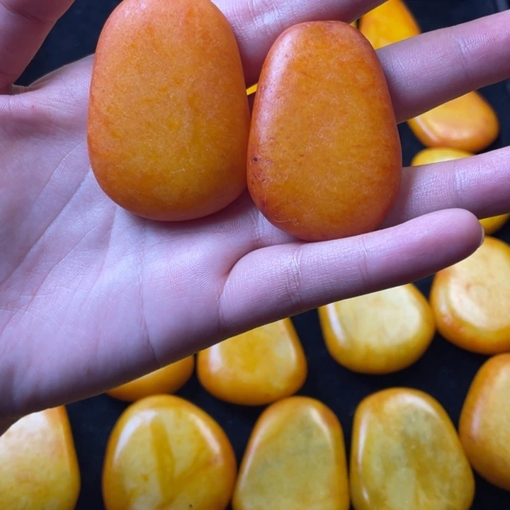 老***歌和田玉未镶嵌颈饰