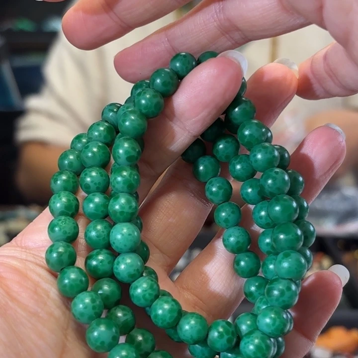 琉璃颈饰琉璃单珠