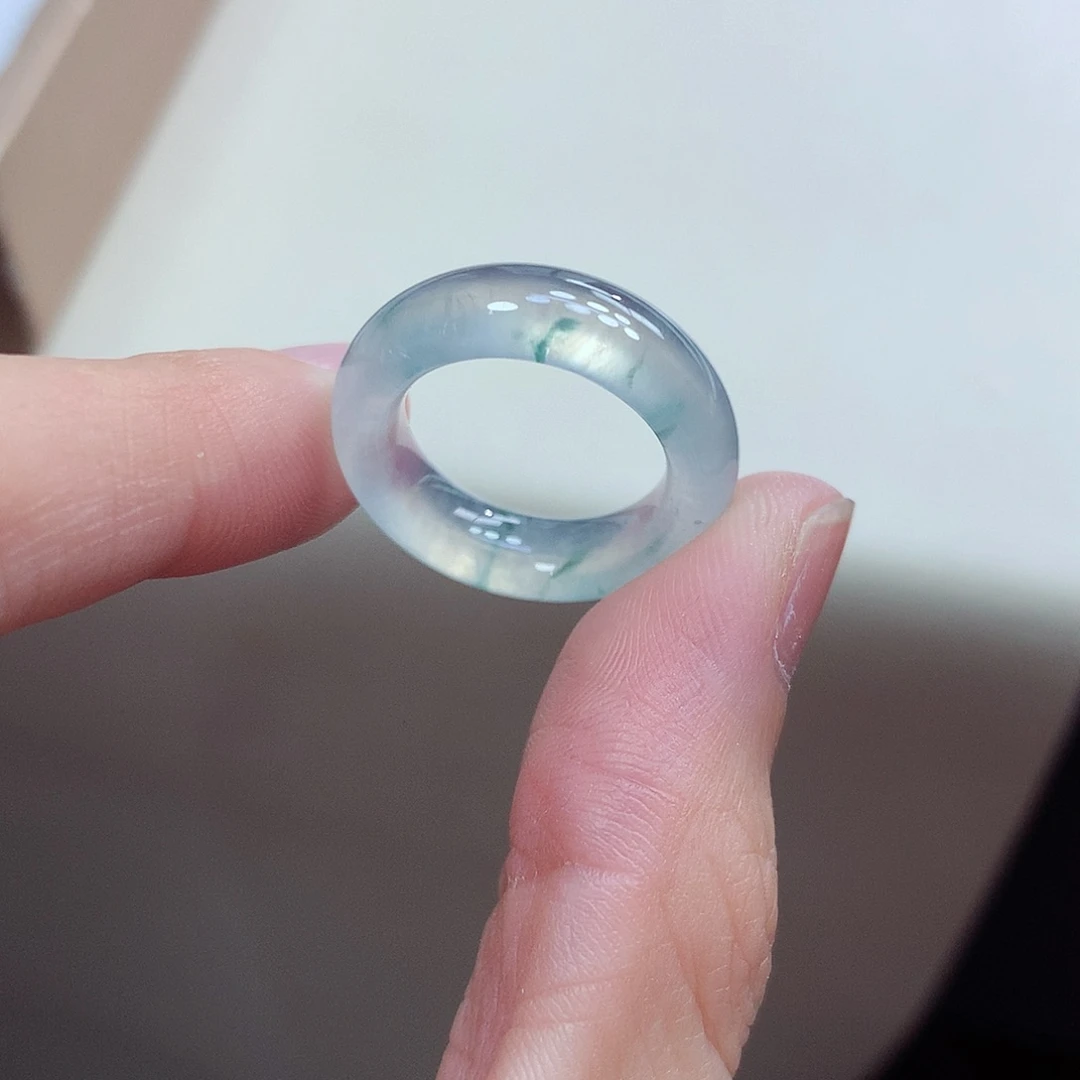 翡翠未镶嵌戒圈10号