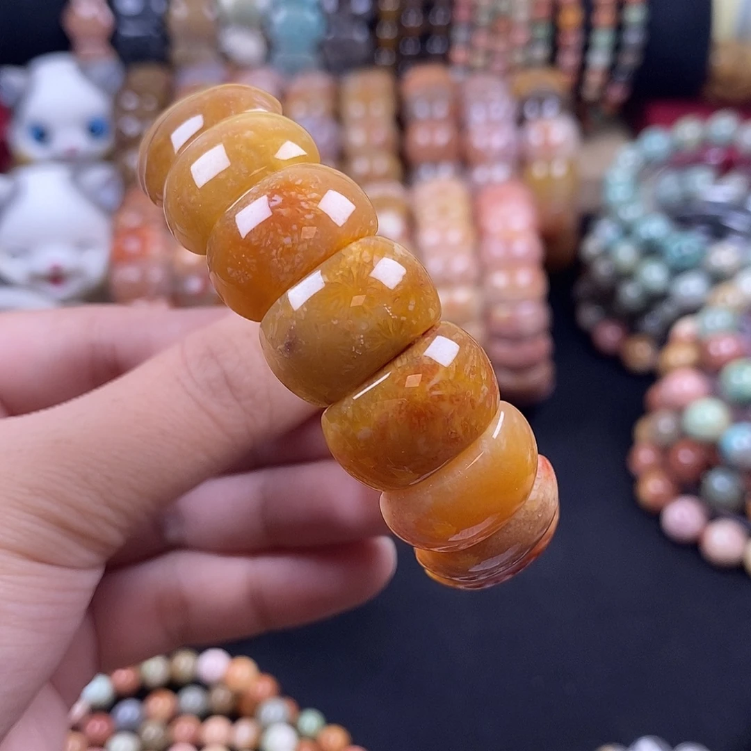 未镶嵌手牌硅化珊瑚（珊瑚玉）糖冰 暗花 15