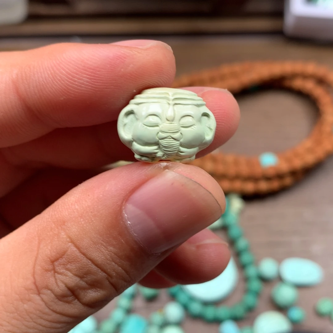 绿松石未镶嵌雕刻