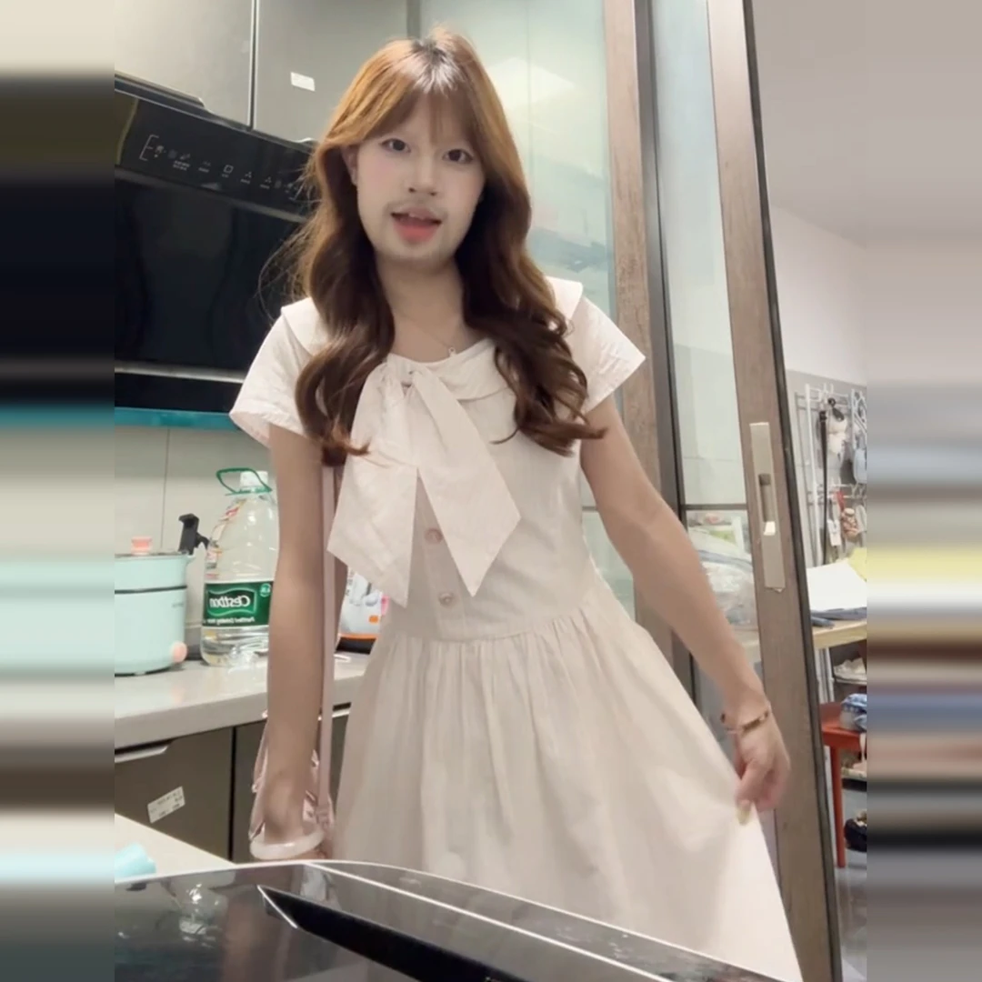 甜美漂亮粉色蝴蝶结连衣裙子女夏季2025新款温柔风少女感收腰长裙