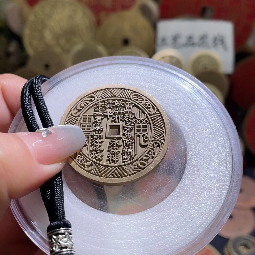 铜铜现代仿制工艺品雕母花钱