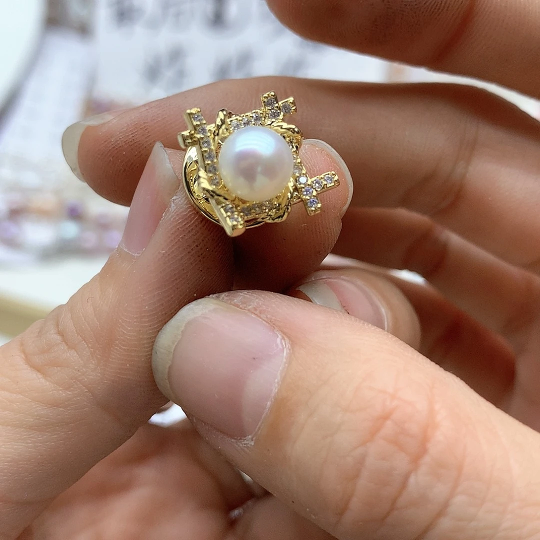 淡水珍珠胸针未镶嵌