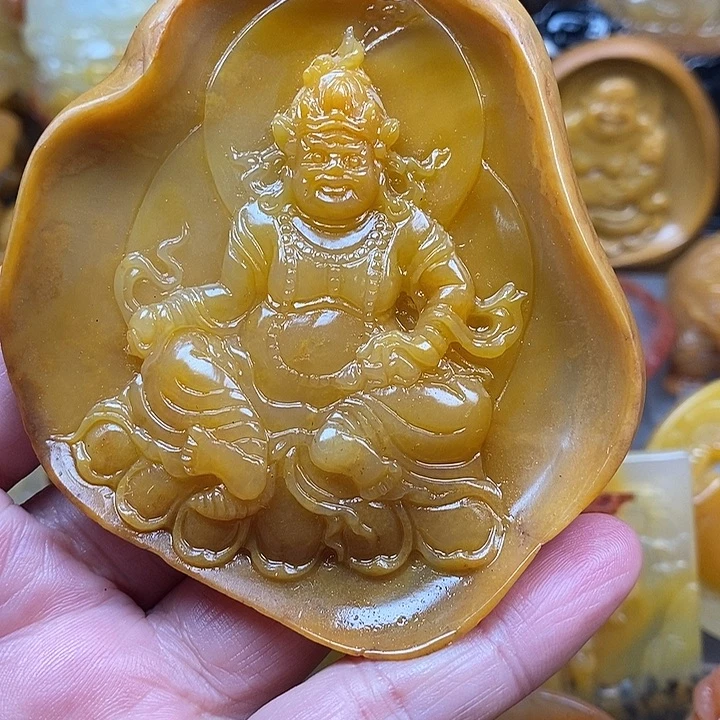 石英质玉（黄龙玉）合金颈饰