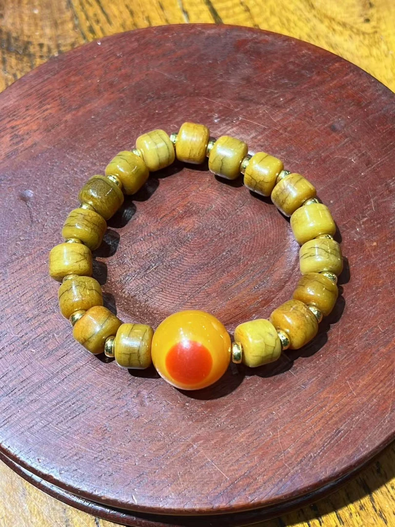 骨质品带一颗配饰手串