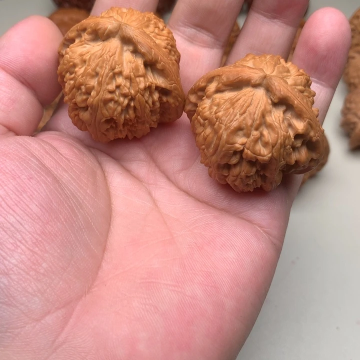 吊坠文玩核桃三角白45