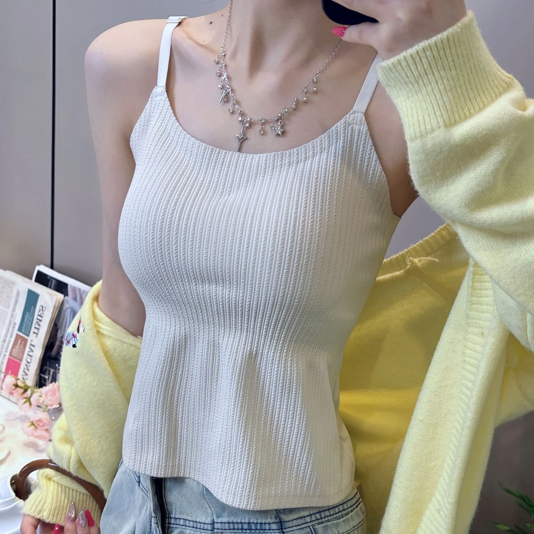 凯姬娜四季显瘦打底吊带防走光内搭外穿美背文胸固定垫白色长百搭