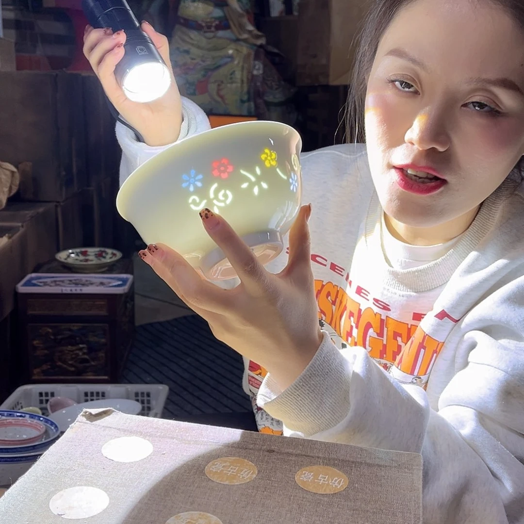 摆件/////景德镇陶瓷瓷器。15厘米。