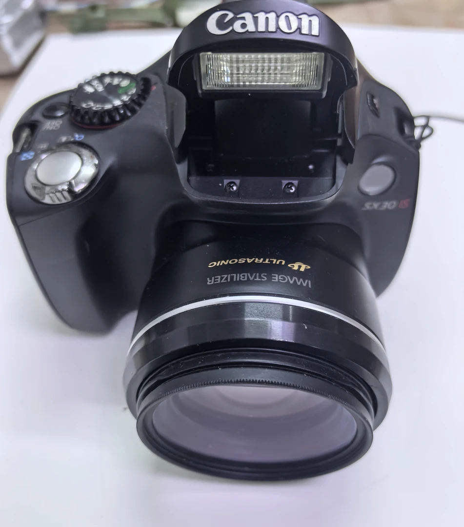 95新 Canon/佳能 SX30is翻转屏可自拍，大长焦镜头140倍数码相机