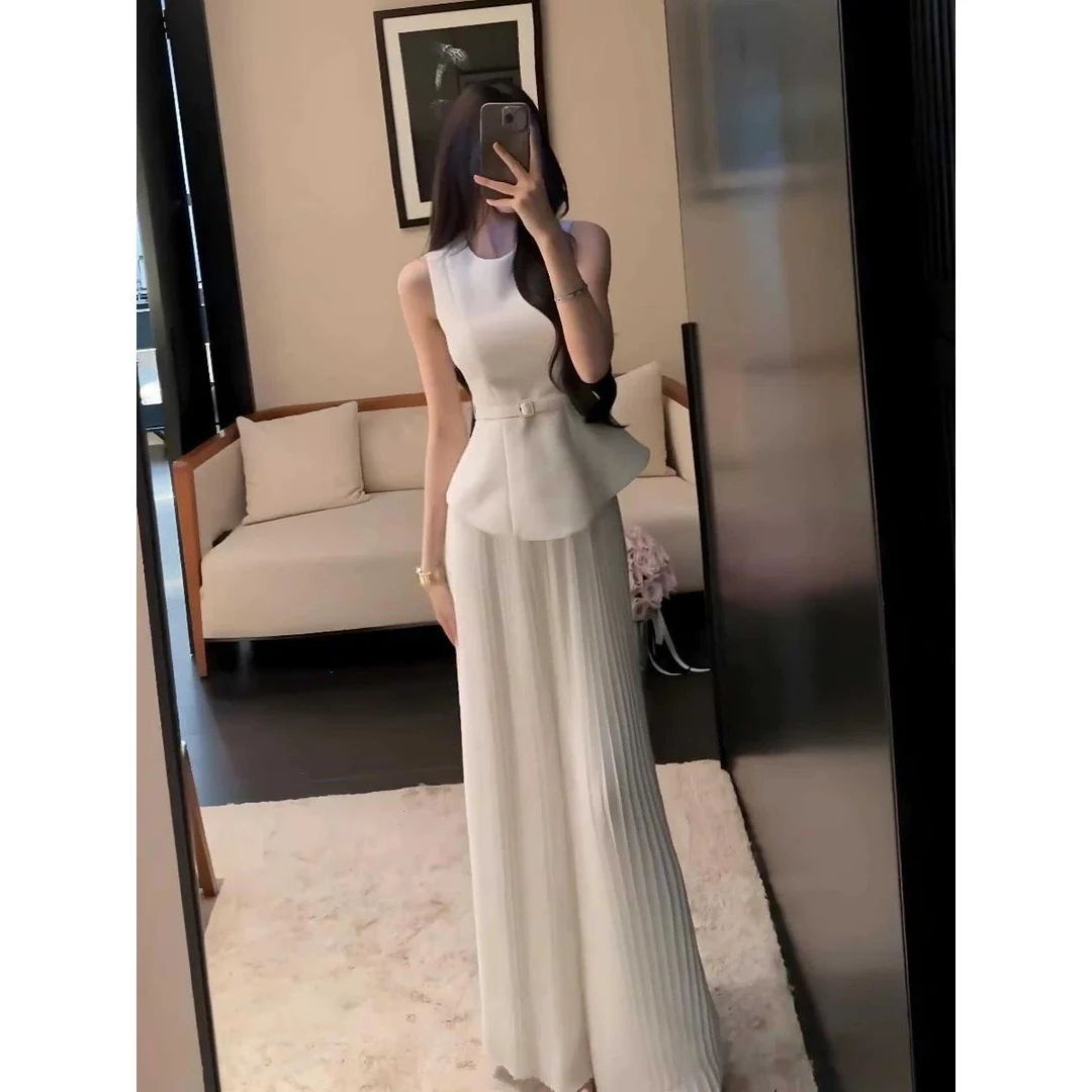 SS425今年流行的漂亮欧货时尚高级感小香风白色无袖上衣裤子套装